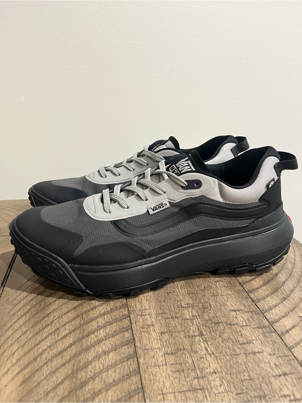 Vans Crosspath Mte Frost Grey Men's Us Size 10 Shoes Vn000cvu85t Waterproof New